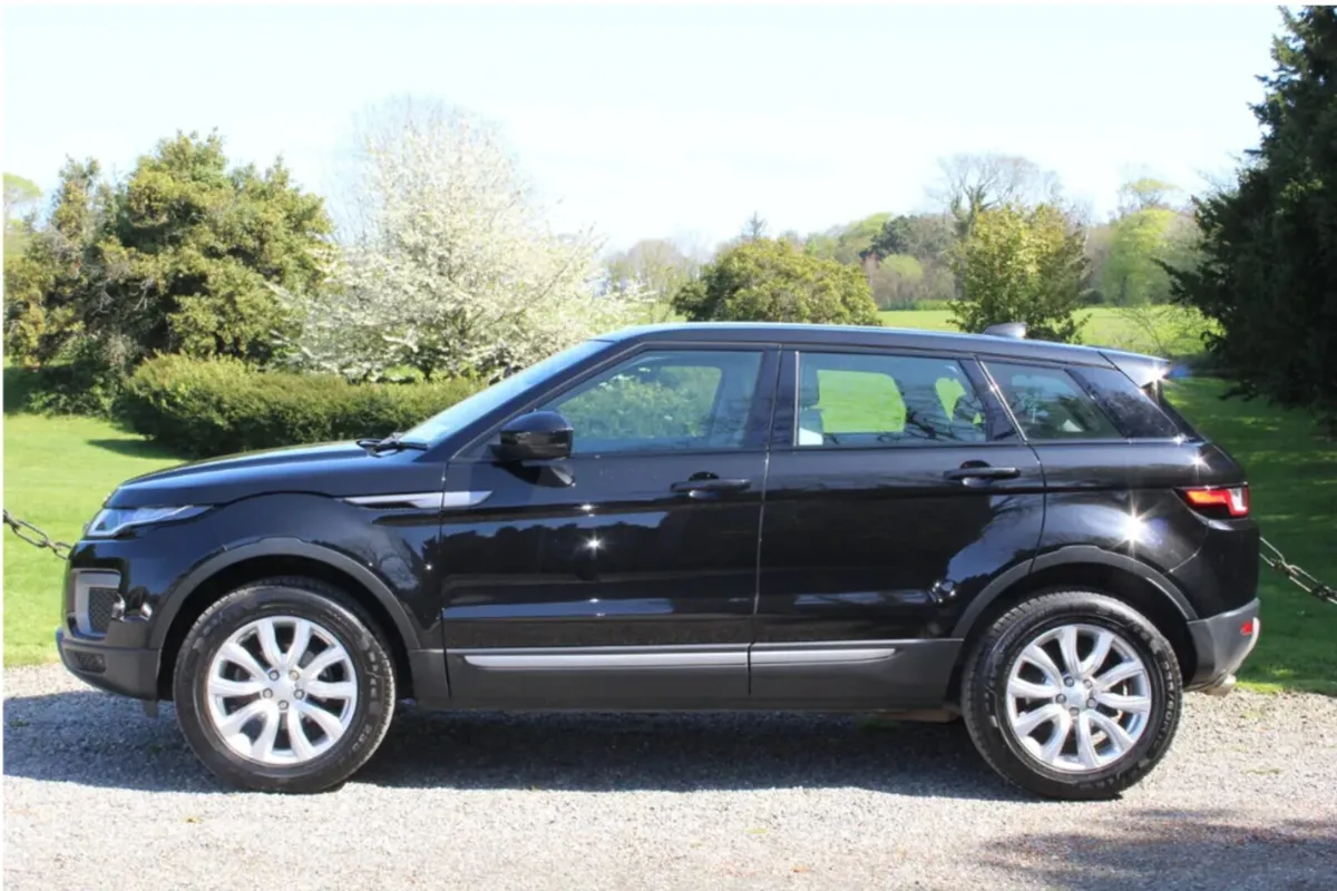 Land Rover Range Rover Evoque 2017 - Image 2
