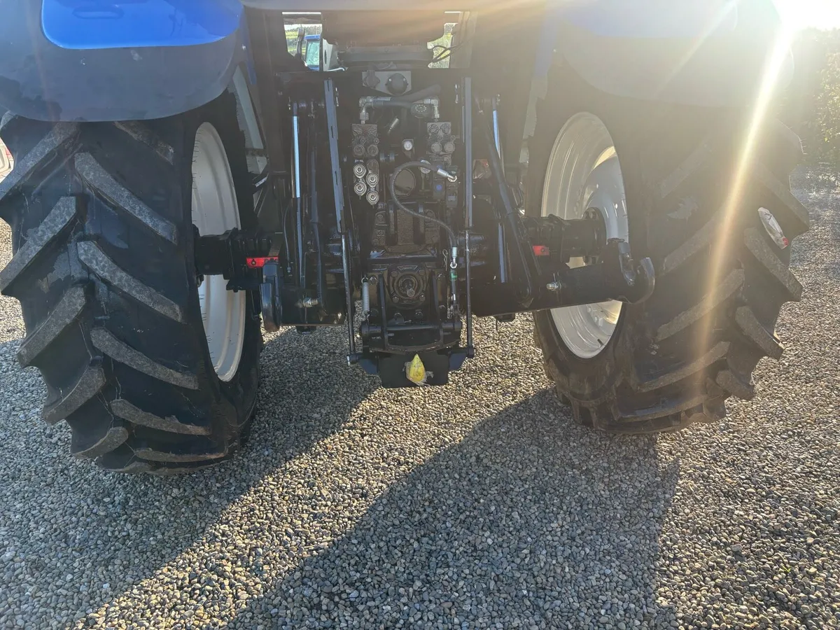 2002 New Holland Ts110 loader options - Image 2