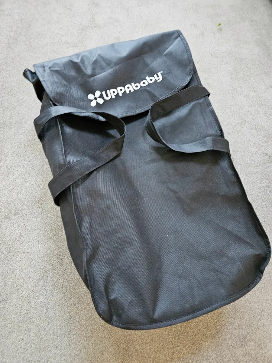 Uppababy vista carry cot - Image 2