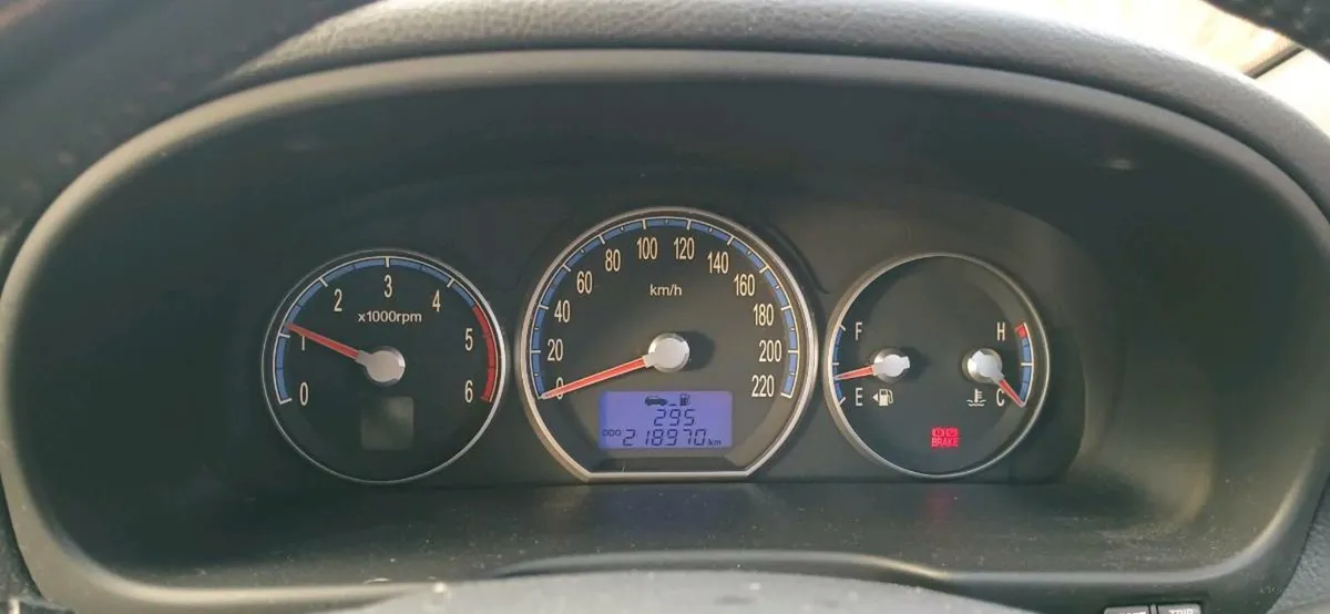 2007 Hyundai Santa Fe 2WD – NCT & Taxed - Image 4