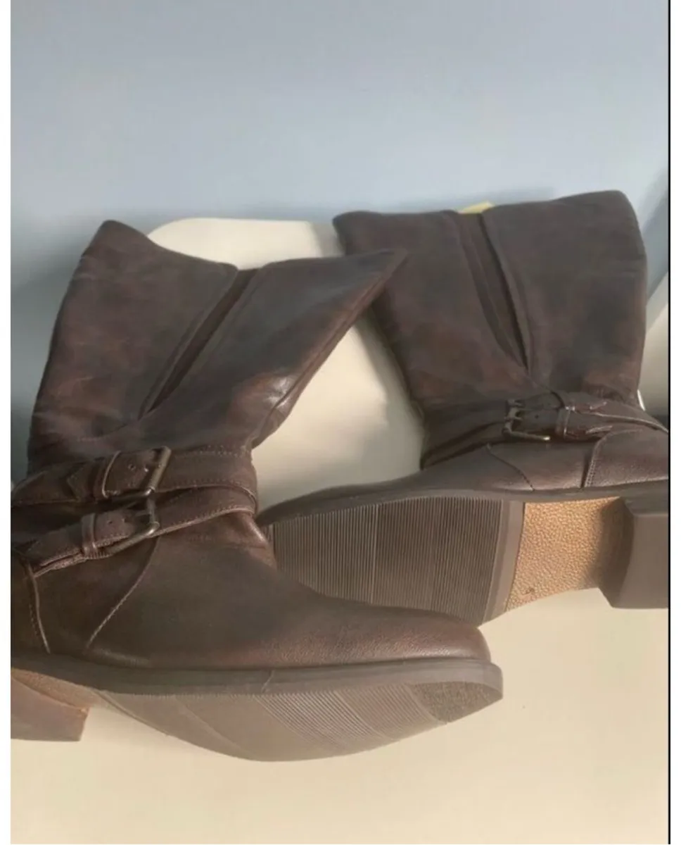 Extra wide knee high boots - Image 3