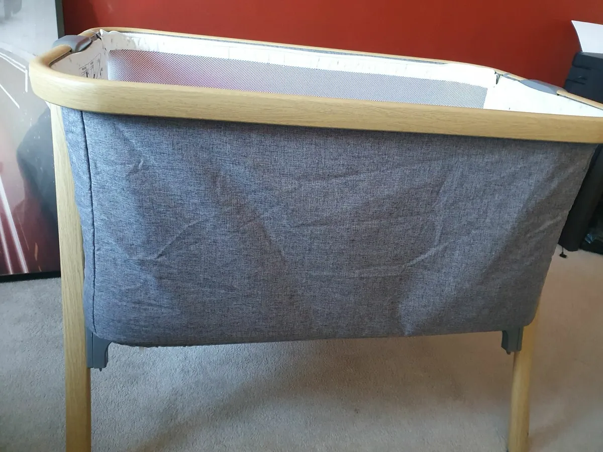 Baby Elegance Night Night Bedside Co-Sleeper Crib - Image 3