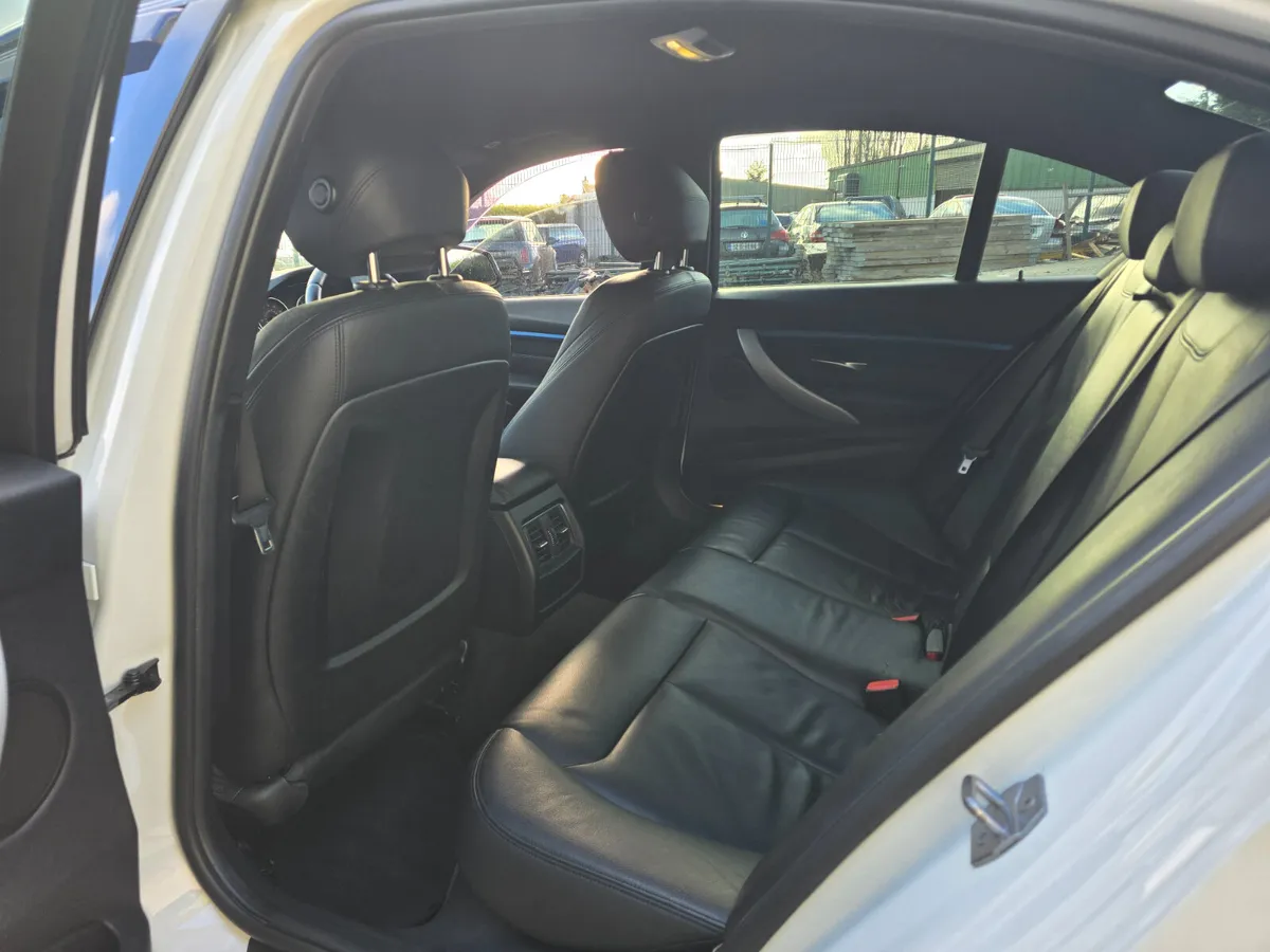 161 BMW 318D *M SPORT*CLEAN* - Image 4