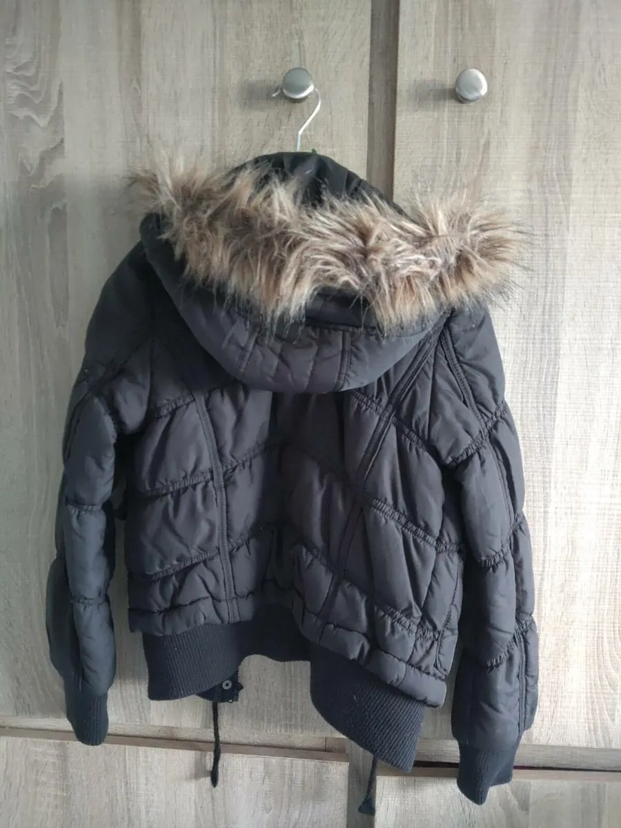 Black jacket women size fits Xs s m - Image 2