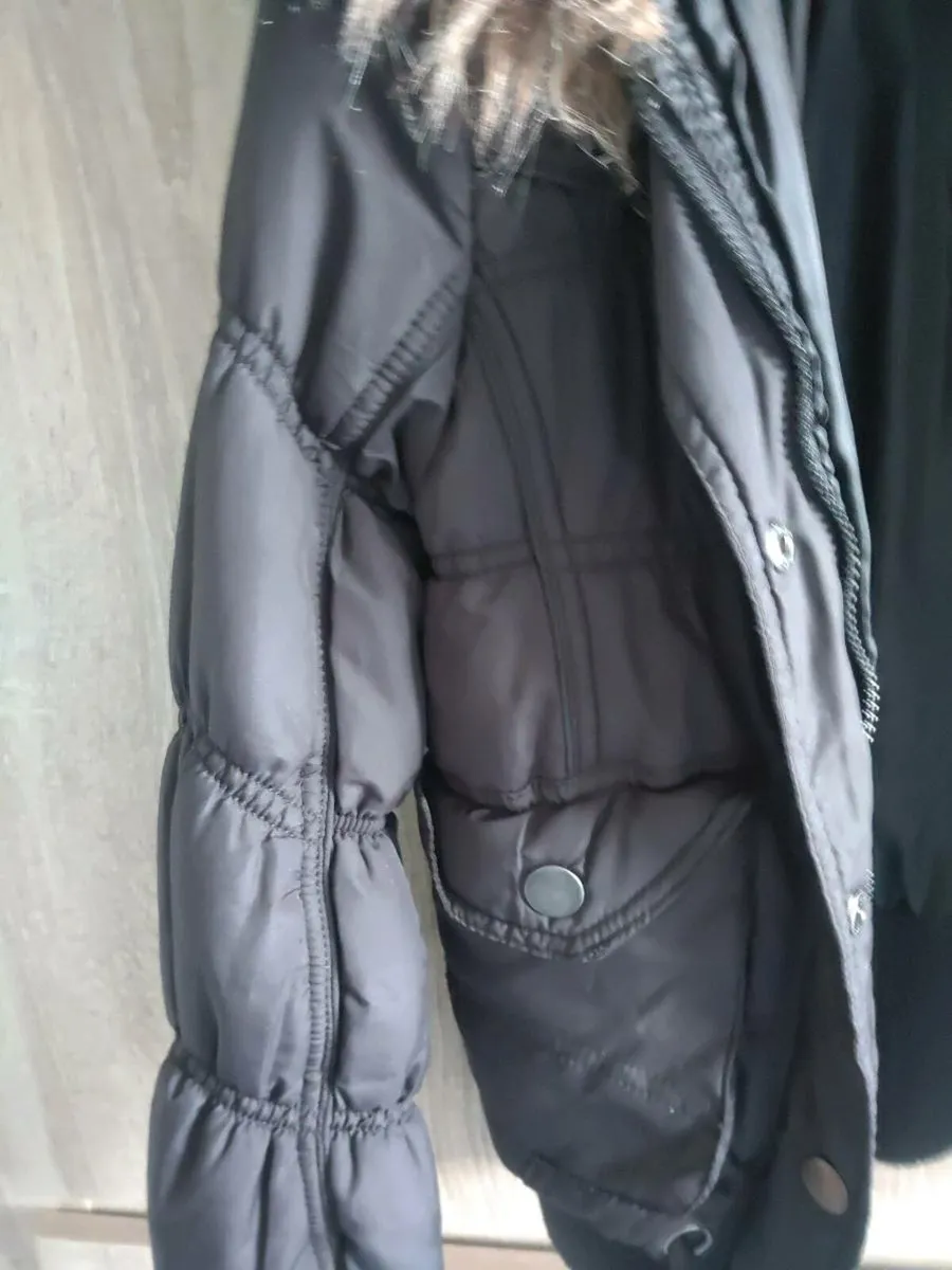 Black jacket women size fits Xs s m - Image 4