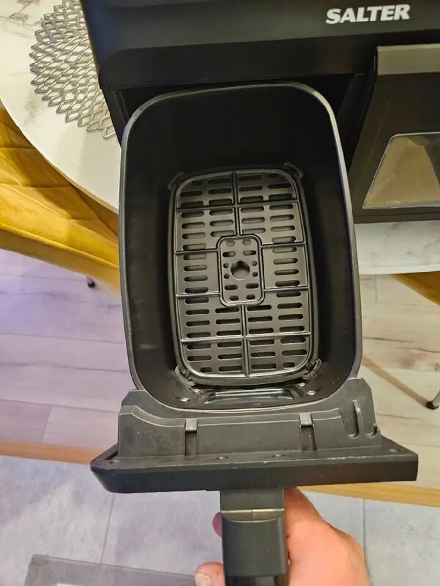 Air fryer - Image 2