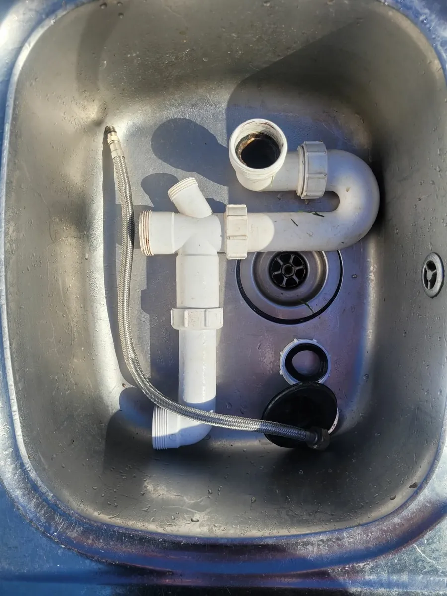 Double Sink - Image 3