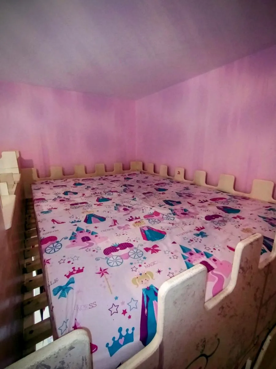 Princess Castle Bed - Image 4
