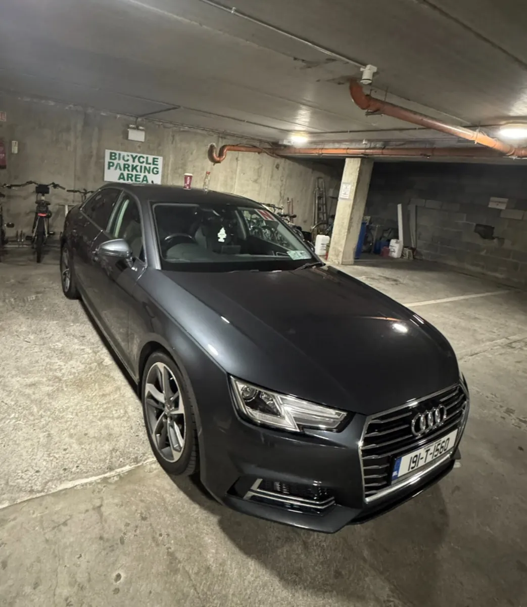 Audi A4 2019 - Image 2