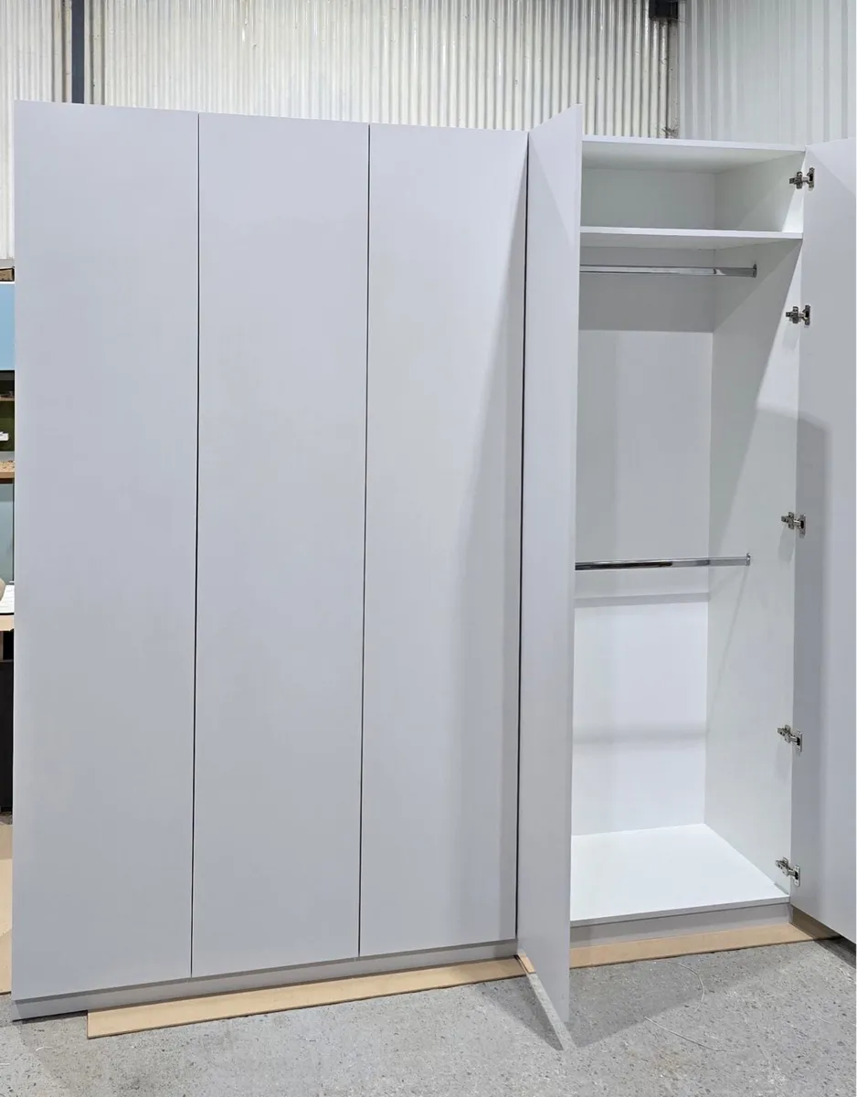 Wardrobes - Image 4
