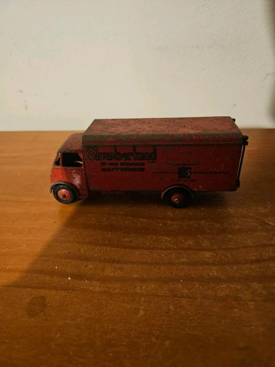Dinky 1960's Slumberland Truck - Image 2
