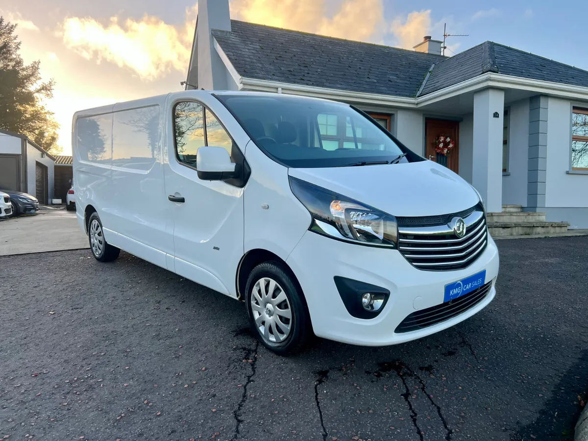 NO VAT 2017 Vauxhall Vivaro 1.6 CDTI Sportive - Image 3