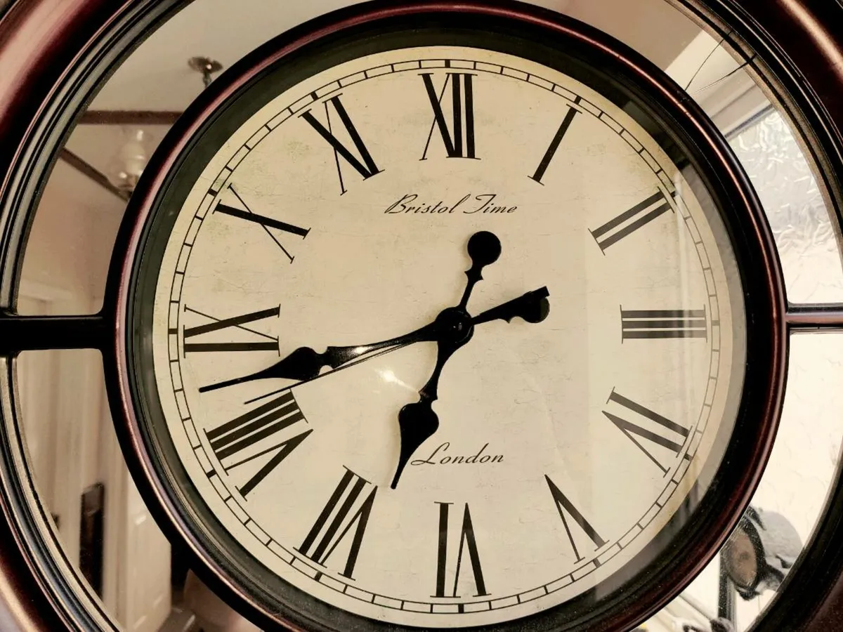 RARE HUGE MAHOGANY WOOD, 23"New Mirror Wall Clock - Image 3