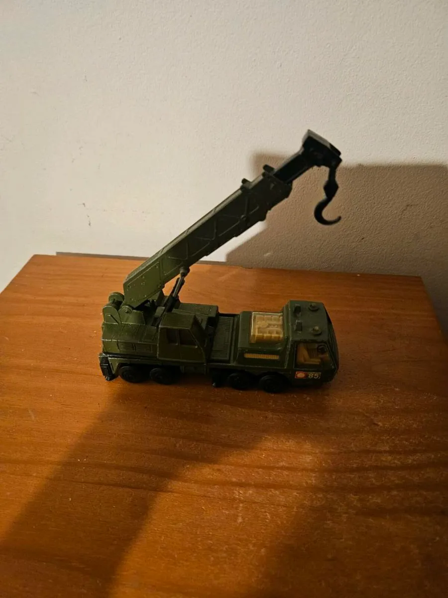 Matchbox Battlekings Crane - Image 3