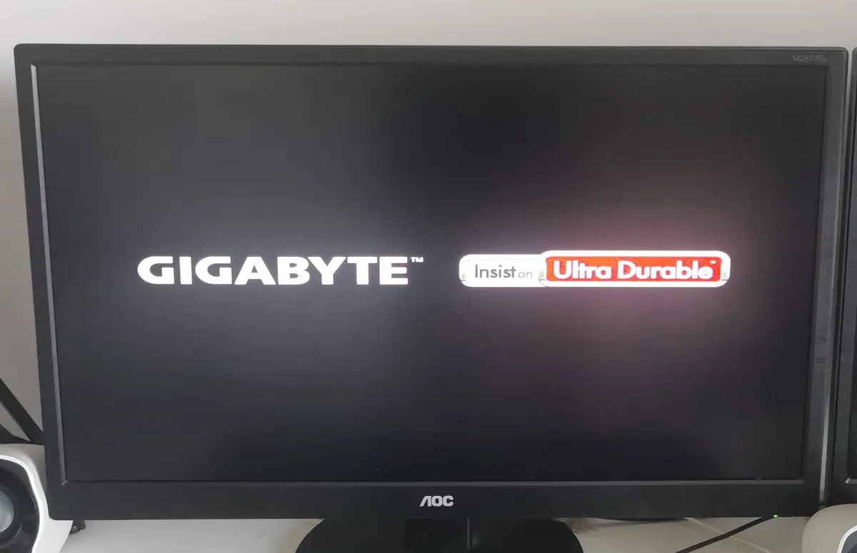 AOC monitor 23 inch x2 - Image 3