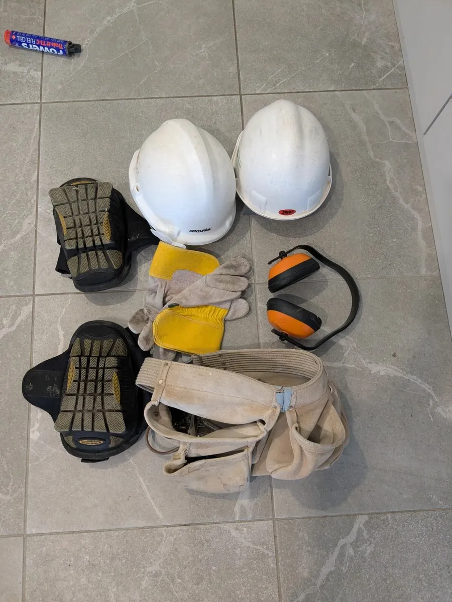 Construction tools - Image 1