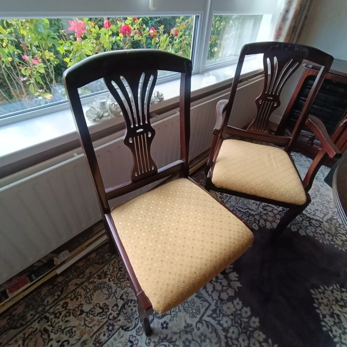 Sitting Room/ Dining Room Furniture - Image 3