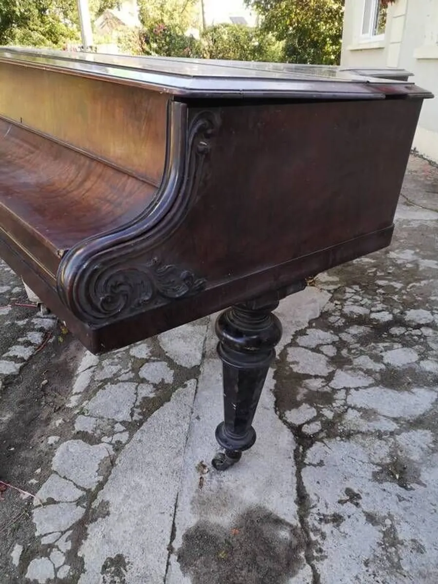 Baby Grand Piano - Image 2
