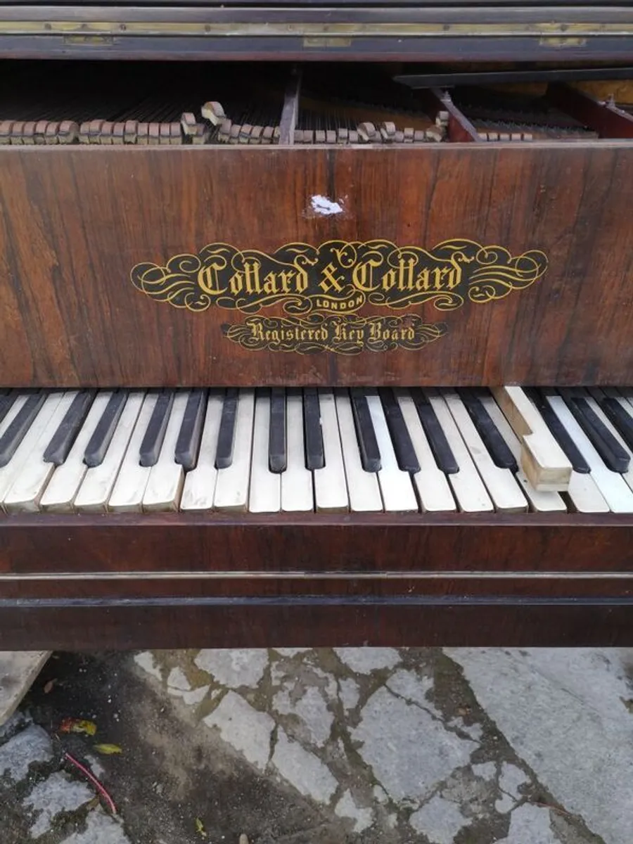 Baby Grand Piano - Image 3