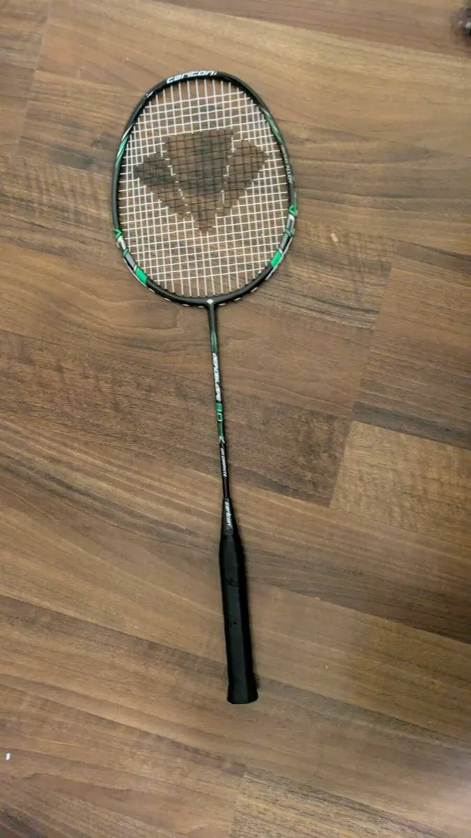 Badminton racket - Image 1