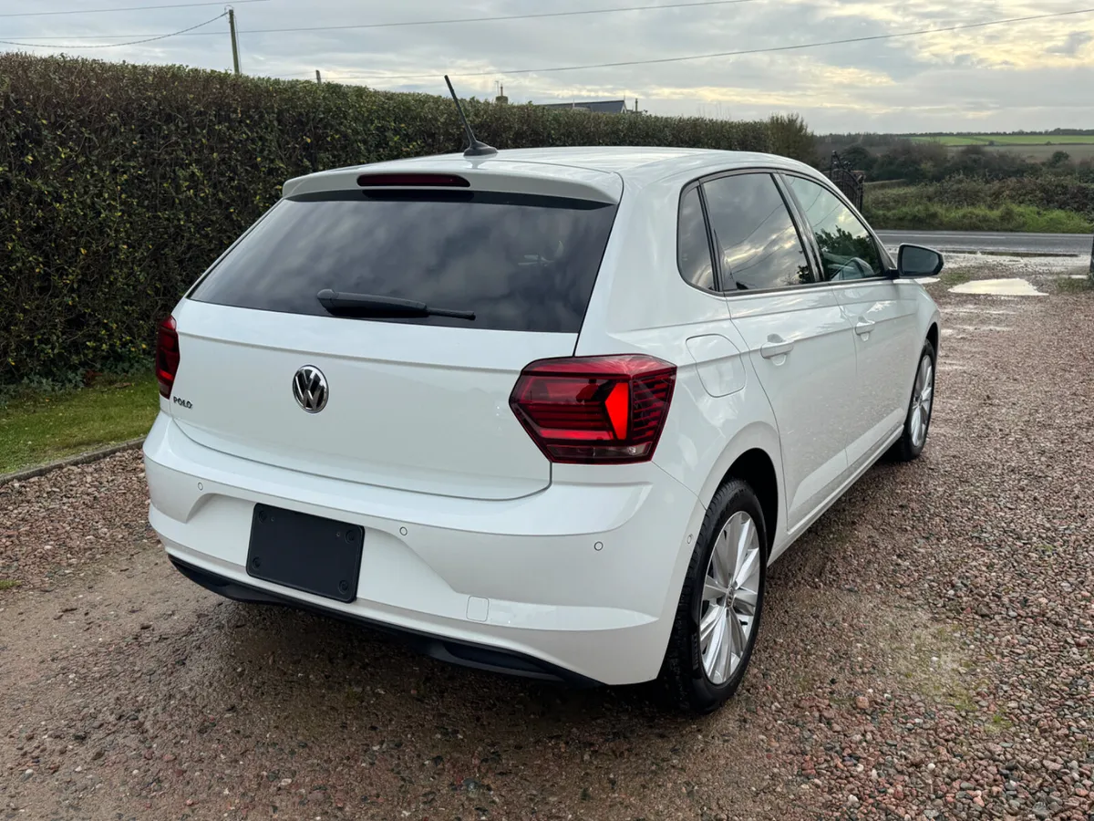 182 Volkswagen Polo Highline DSG Auto - Image 4