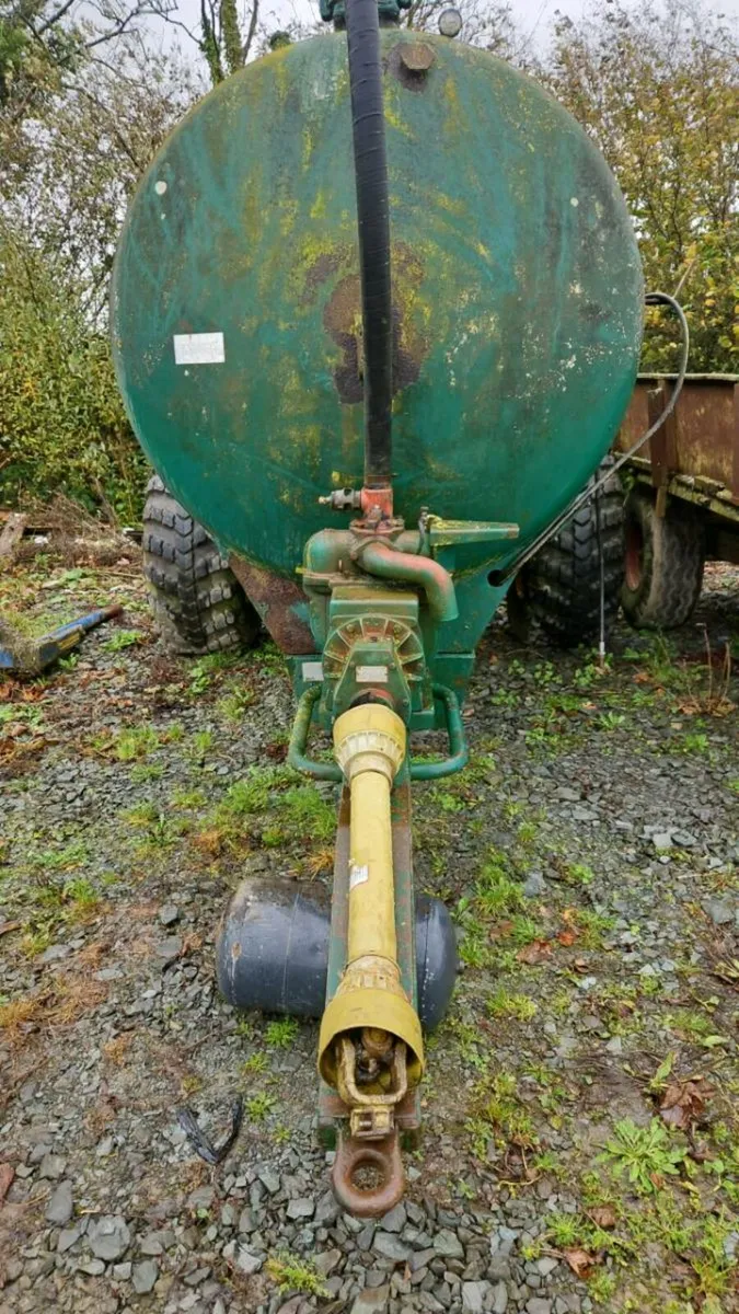 Major slurry tank - Image 1