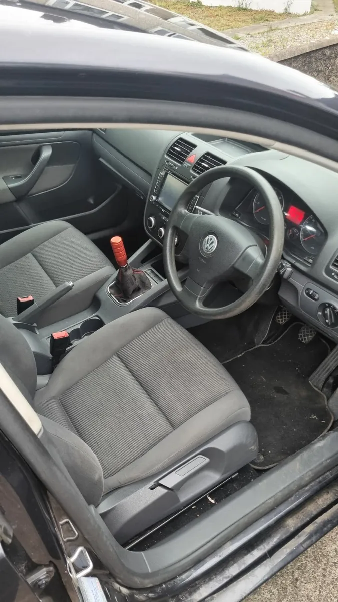 Volkswagen Golf - Image 3