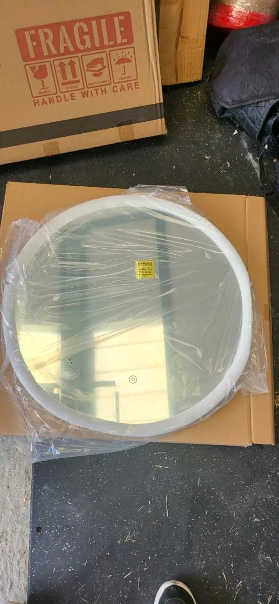 Round Mirror - Image 1