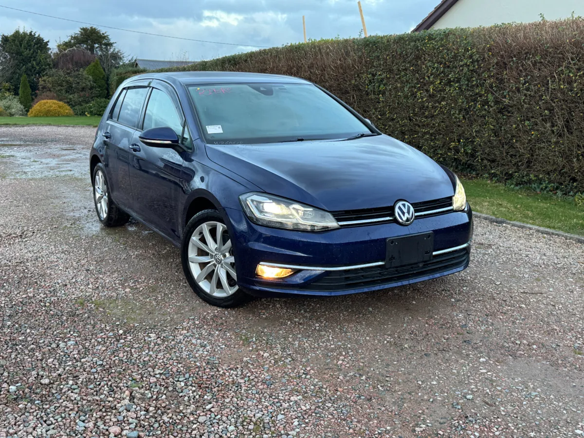 182 Volkswagen Golf Comfortline DSG Auto - Image 1