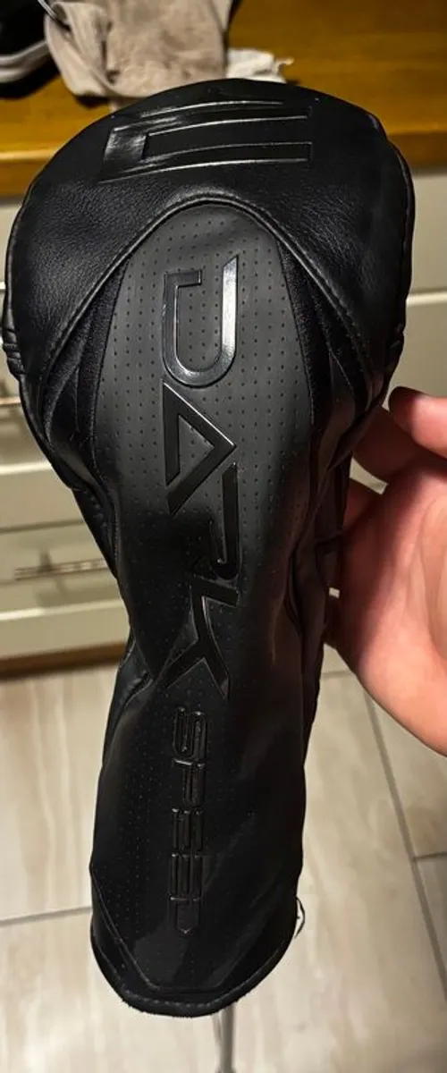 Cobra Mens right hand driver - Image 1