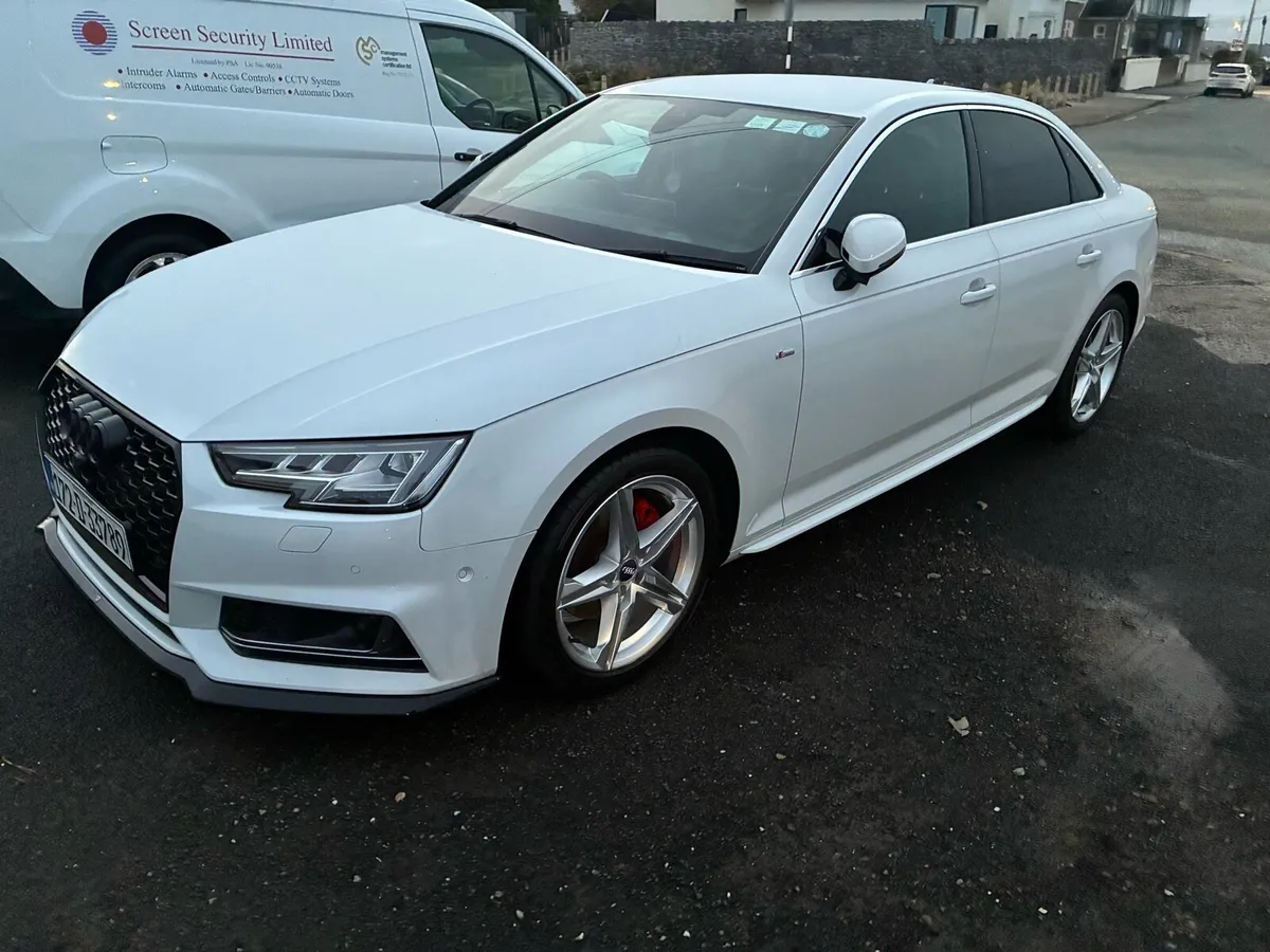 Audi A4 2.0 TFSI Sline - Image 2