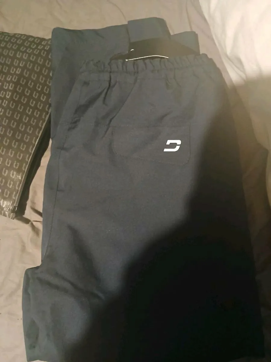 Druids wet pants - Image 1