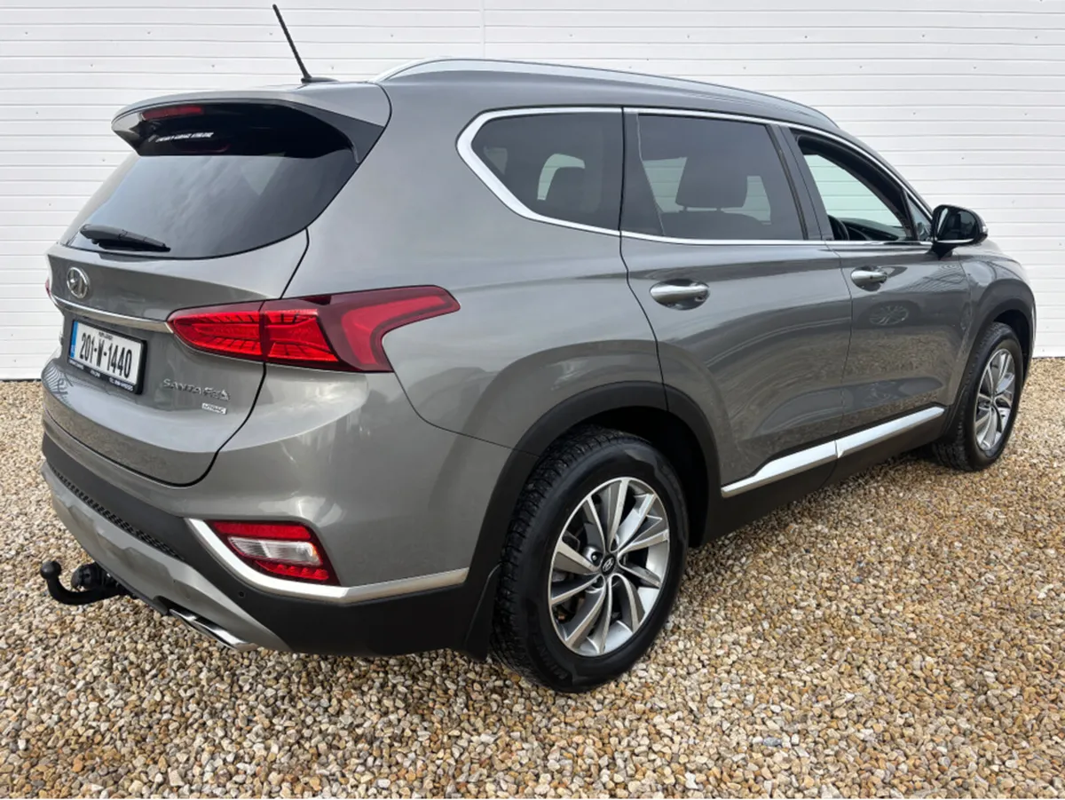 Hyundai Santa Fe 4WD EXECUTIVE PLUS AU AUTO 5DR - Image 3