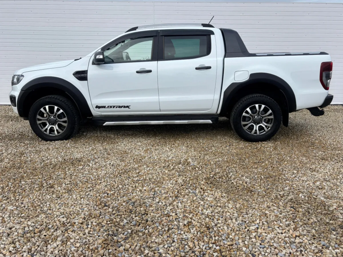 Ford Ranger 2.0 WILDTRAK 213PS DC 4 - Image 3