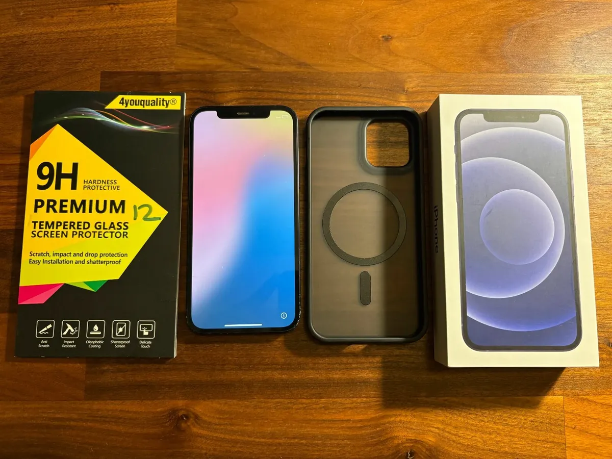 iPhone 12 - Image 1