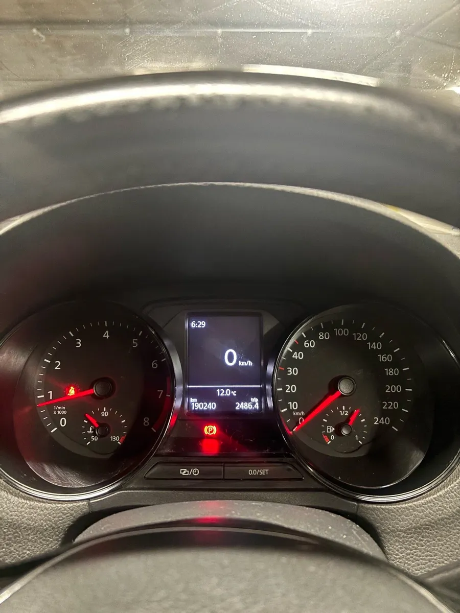 2015 Blue Volkswagen Polo. 1.0L - Image 4