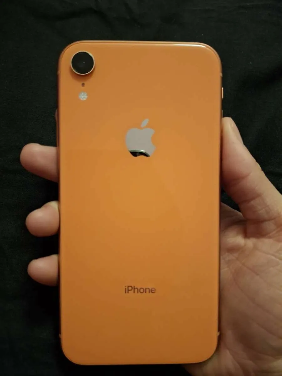iPhone XR 64G - Image 3