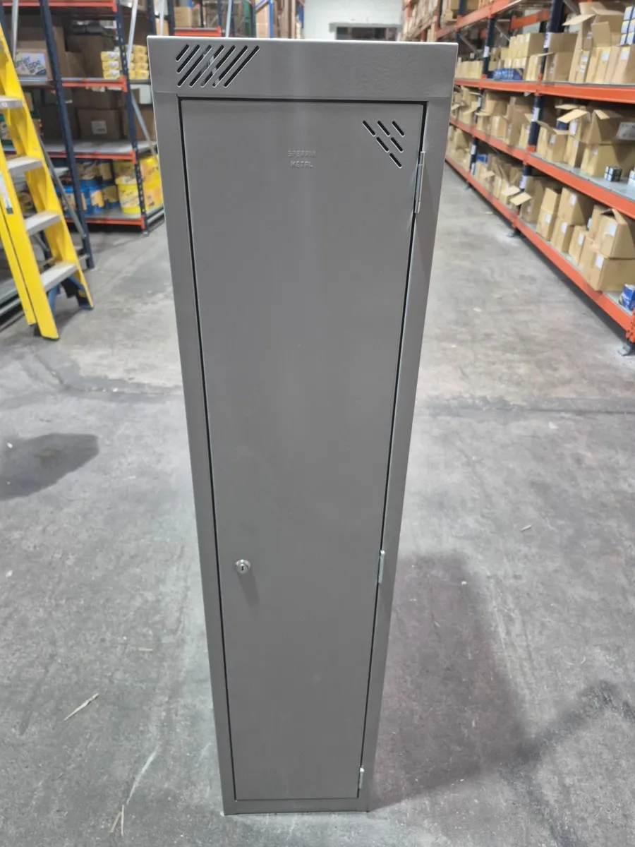 PAIRS of Metal lockers with Matching Benches - Image 4