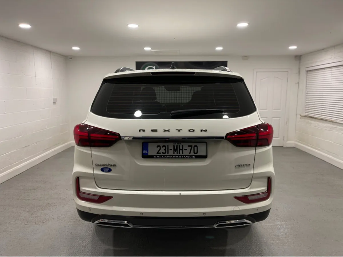 SsangYong Rexton G4 2.2 P/T 4WD 2 SEAT COM 4DR***M - Image 3