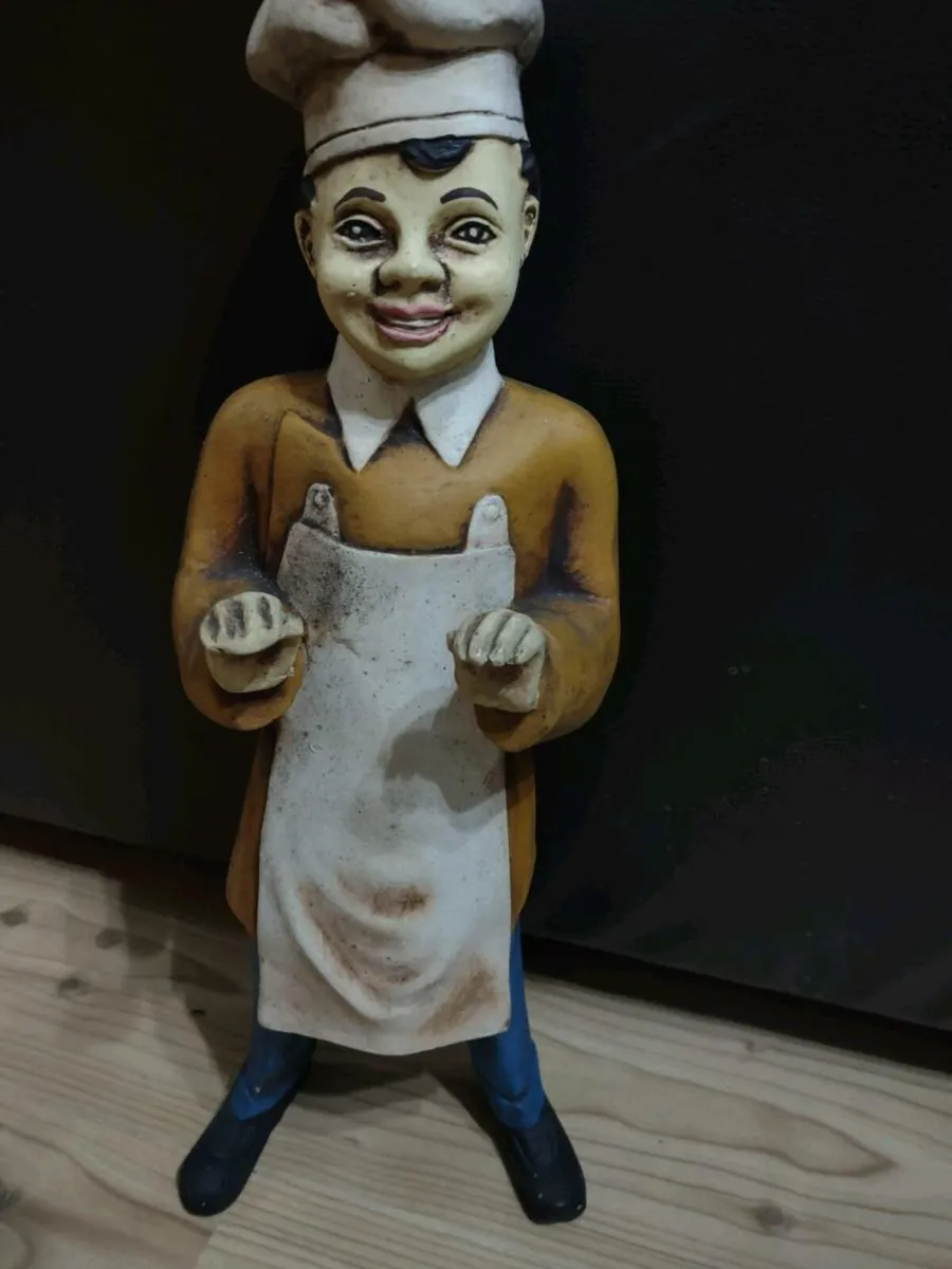 Carved baker wooden figure - Image 3