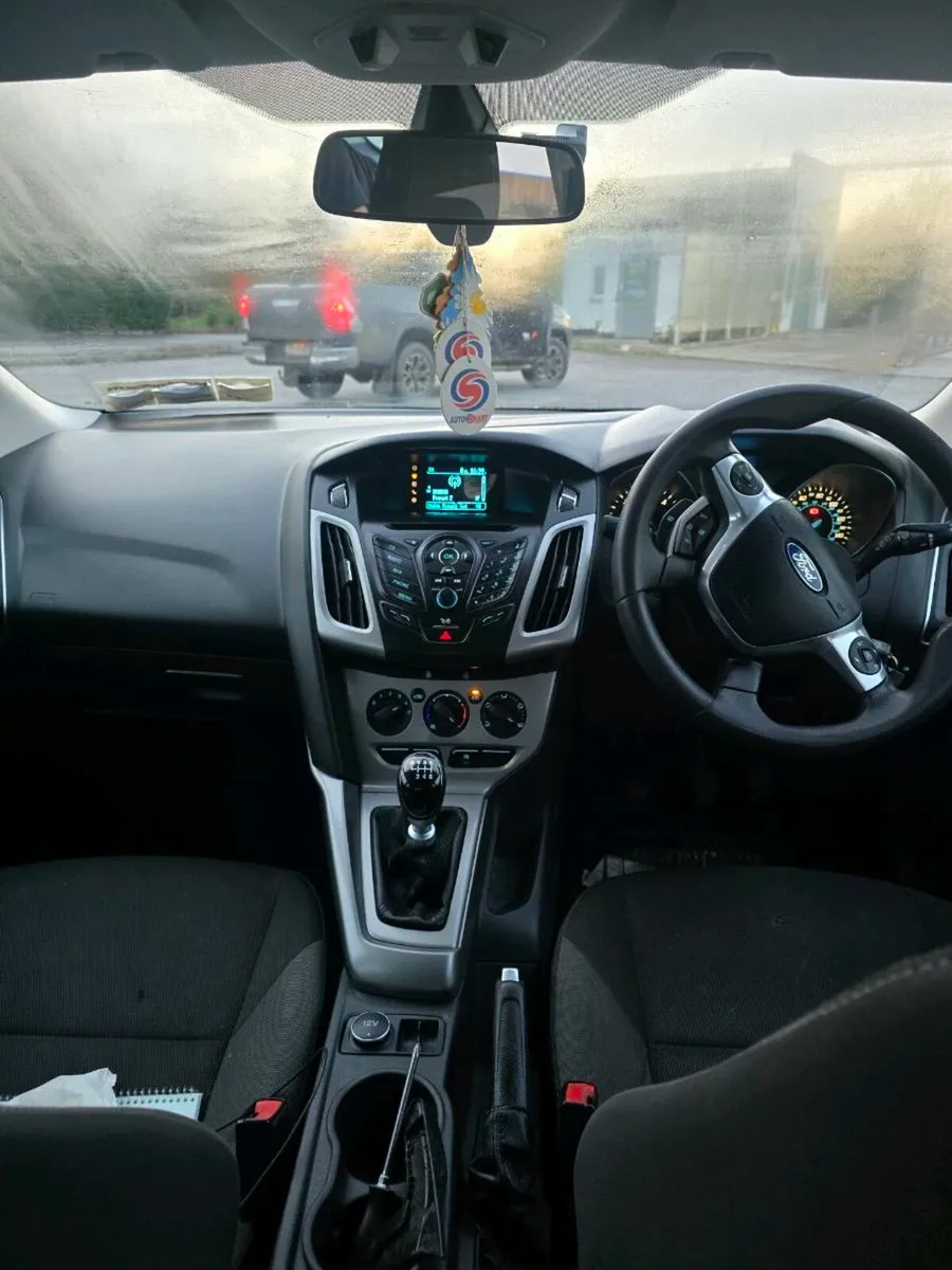 Ford focus - Image 4