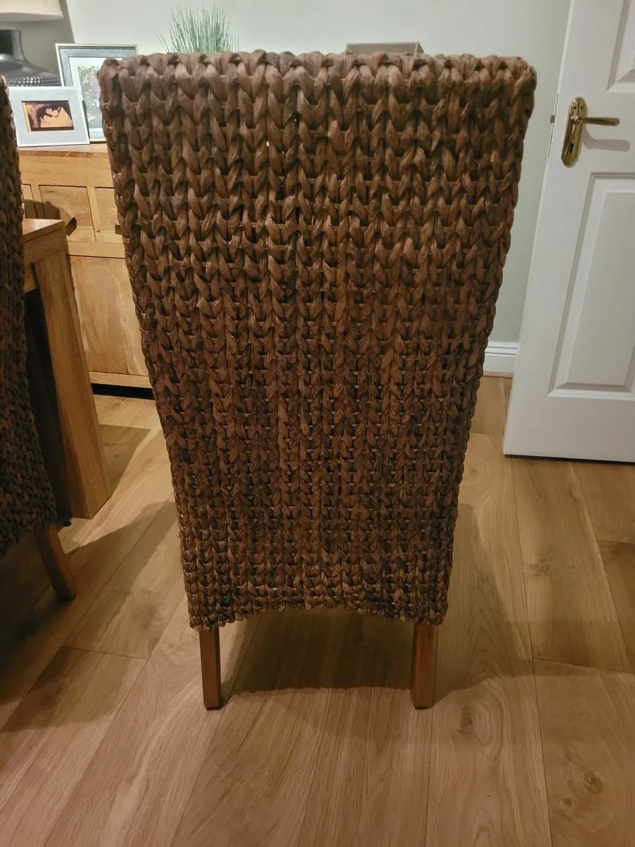 Dinning room chairs - Image 2