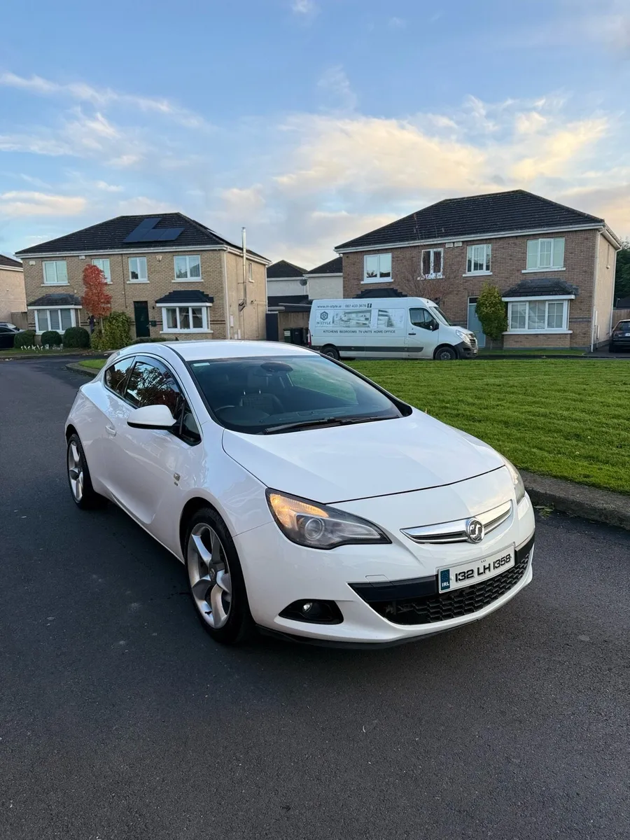 Vauxhall astra 1.6 GTC  - Image 1