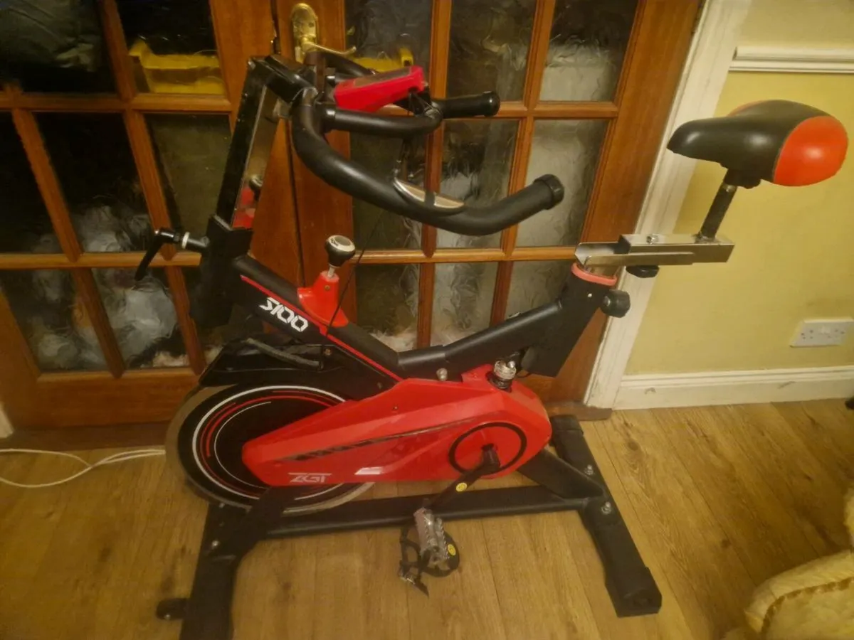 Clean good quality excerise bike - Image 1