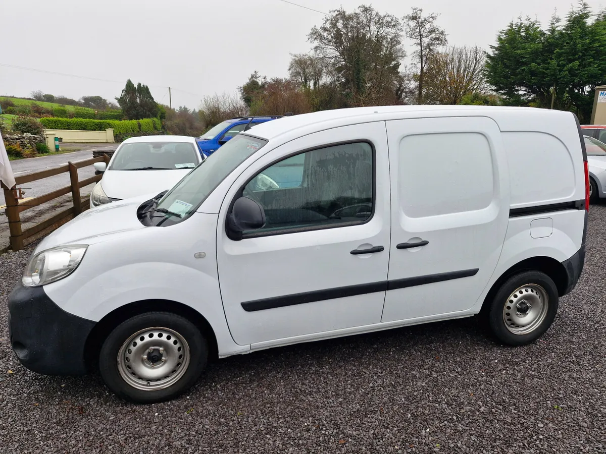 Renault Kangoo 2017 - Image 2