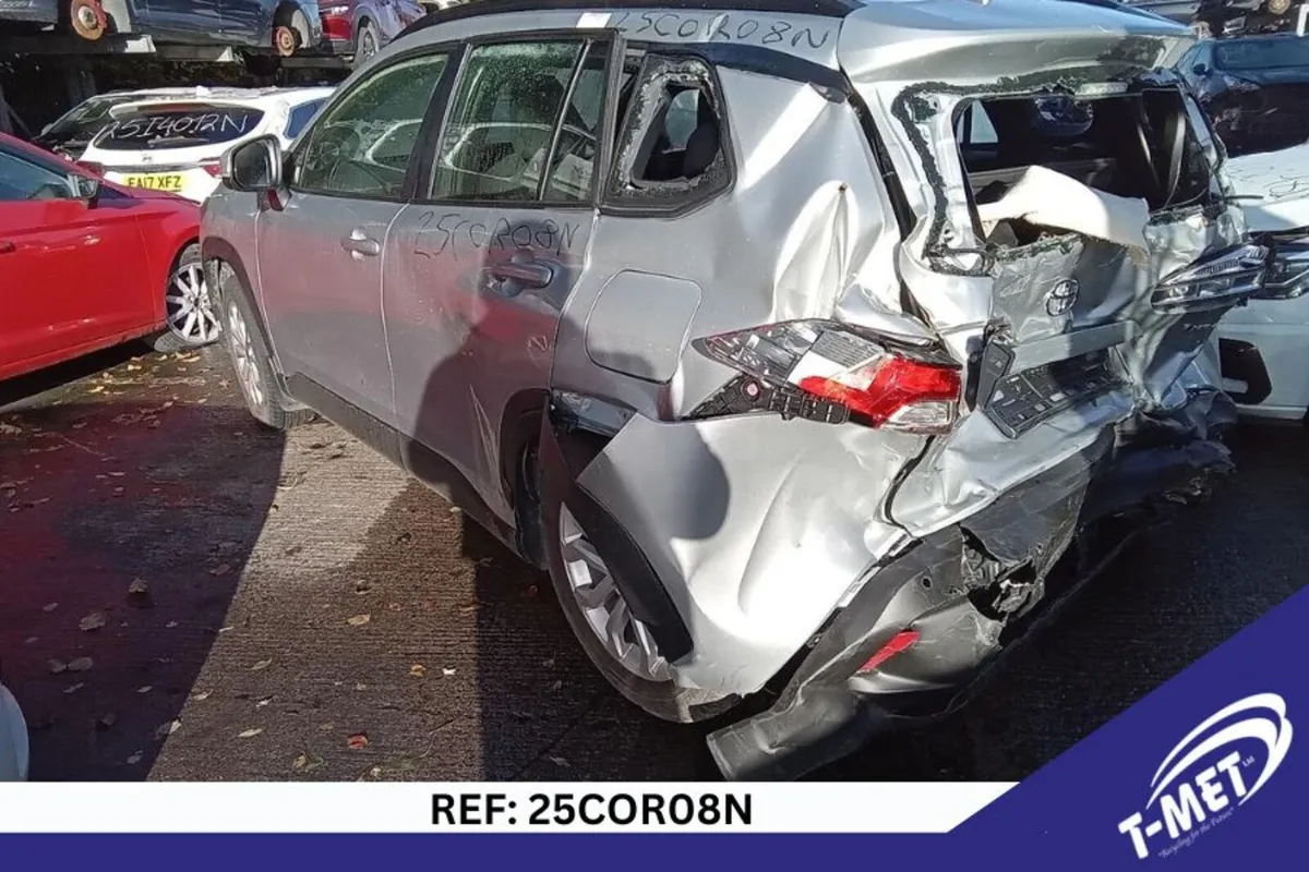 2024 TOYOTA COROLLA BREAKING FOR PARTS - Image 3