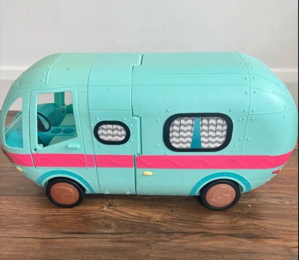 Christmas Gift! LOL Glam Camper - Image 2