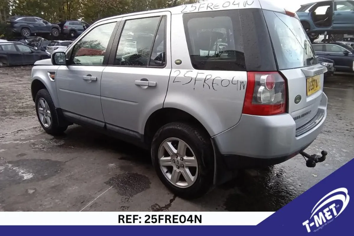 2007 LAND ROVER FREELANDER BREAKING FOR PARTS - Image 4