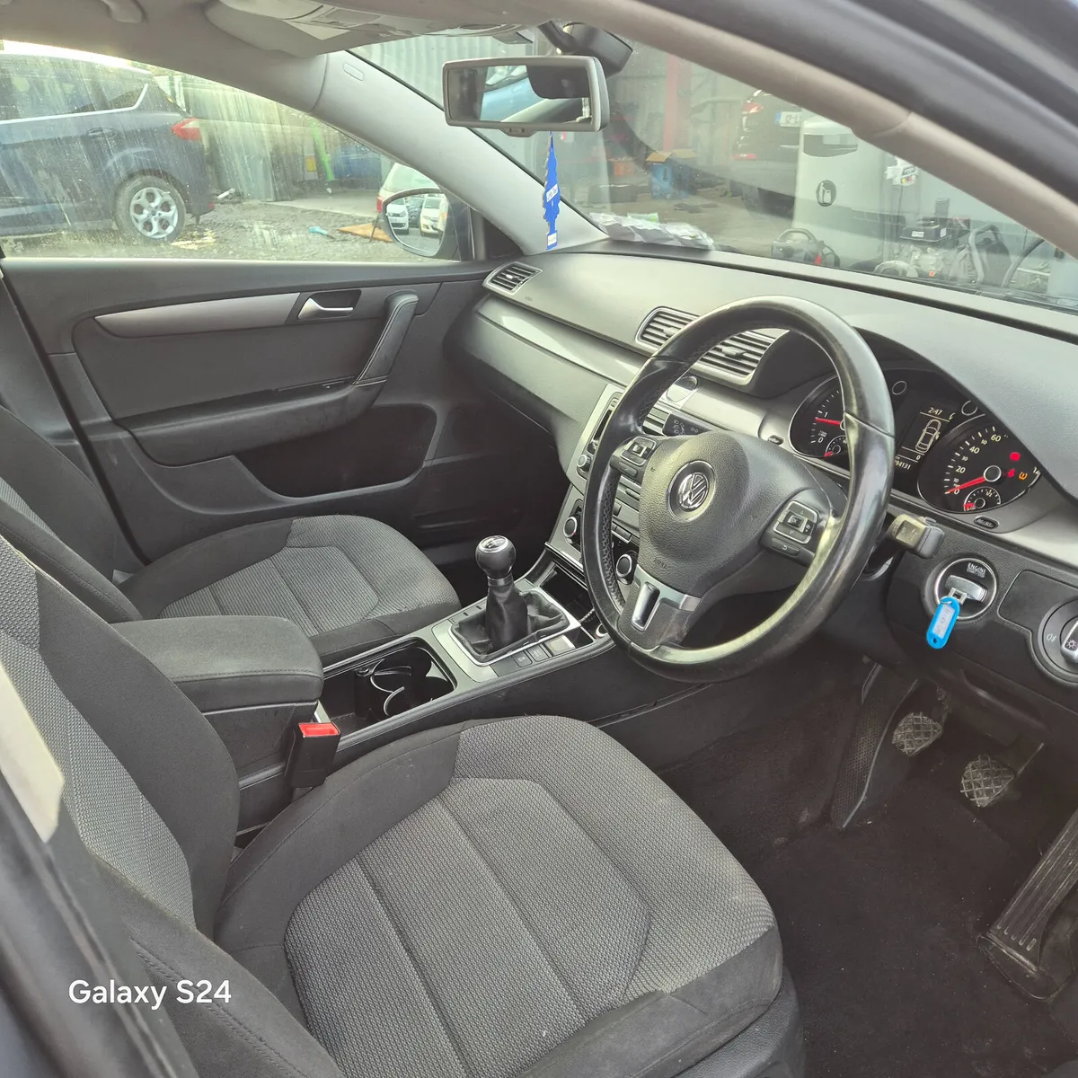 2011 Volkswagen Passat 1.6 tdi just passed nct - Image 4