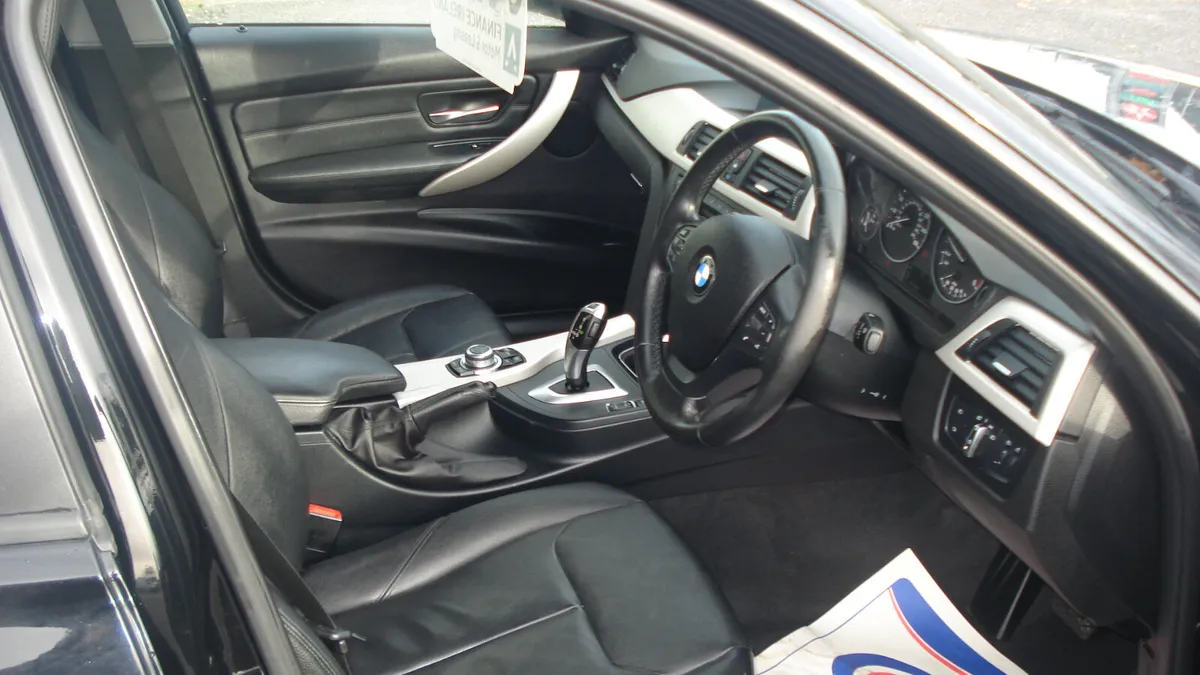BMW 3-Series 2015 - Image 3